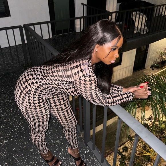 Checkered black and brown jumpsuit - Picture 3 of 3